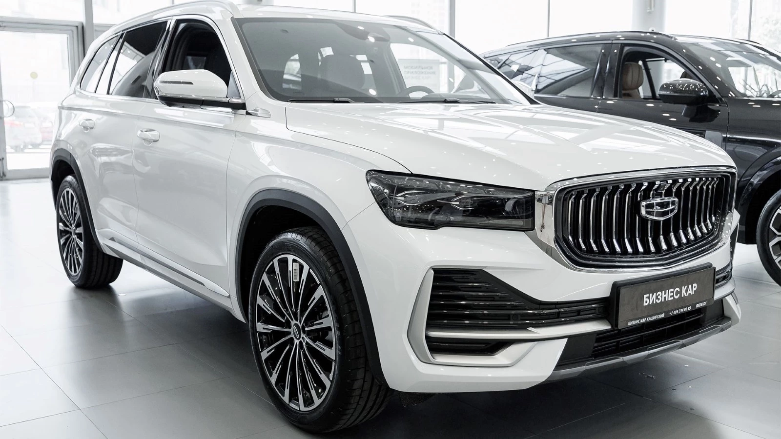 Спрос на Geely Monjaro с годами не падает по 3 причинам — Китайские автомобили