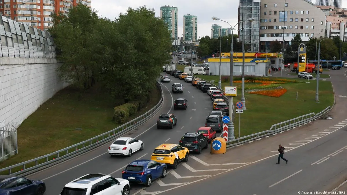 В России вновь обострился дефицит бензина — UA.NEWS