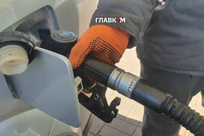 Цены на топливо 24 августа 2026: сколько стоят бензин, дизель и газ на АЗС — Главком