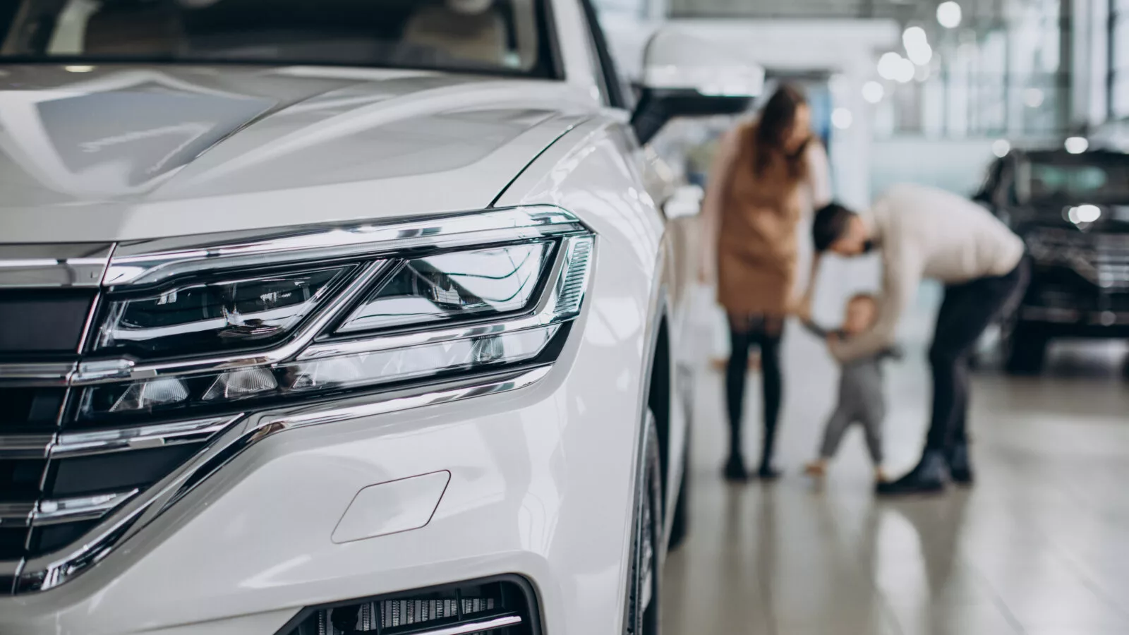 На Дону в июле 2026 г. продажи новых автомобилей снизились до 2,7 тыс. — Деловая Газета.Юг