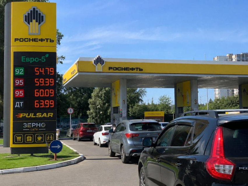 Бензин и дизтопливо подорожали за неделю в Ростовской области — Блокнот Ростов