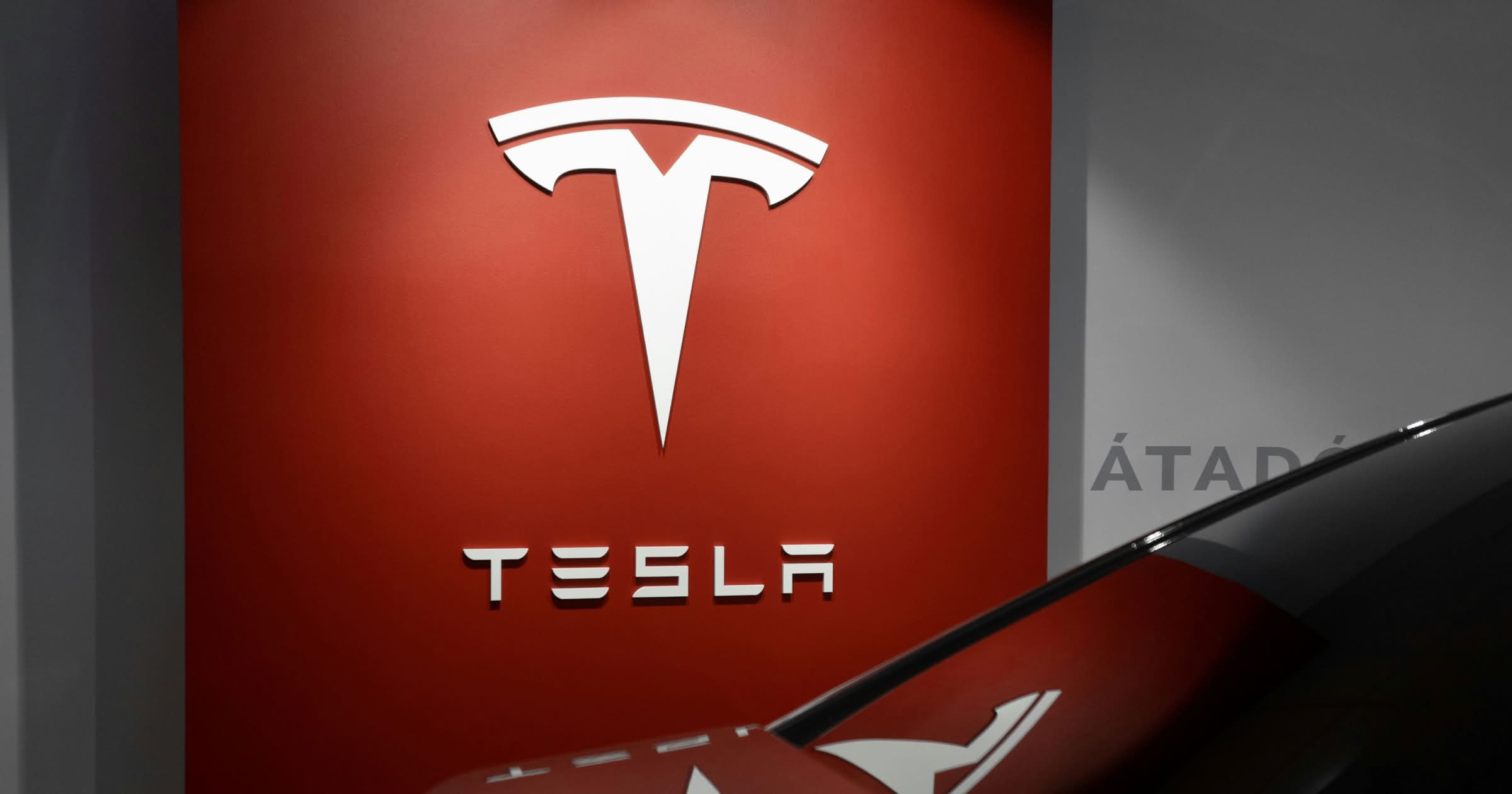 Toyota и Tesla отзывают почти 530 тыс. автомобилей в США: причины — проблемы с фарами и электроникой — RB.RU