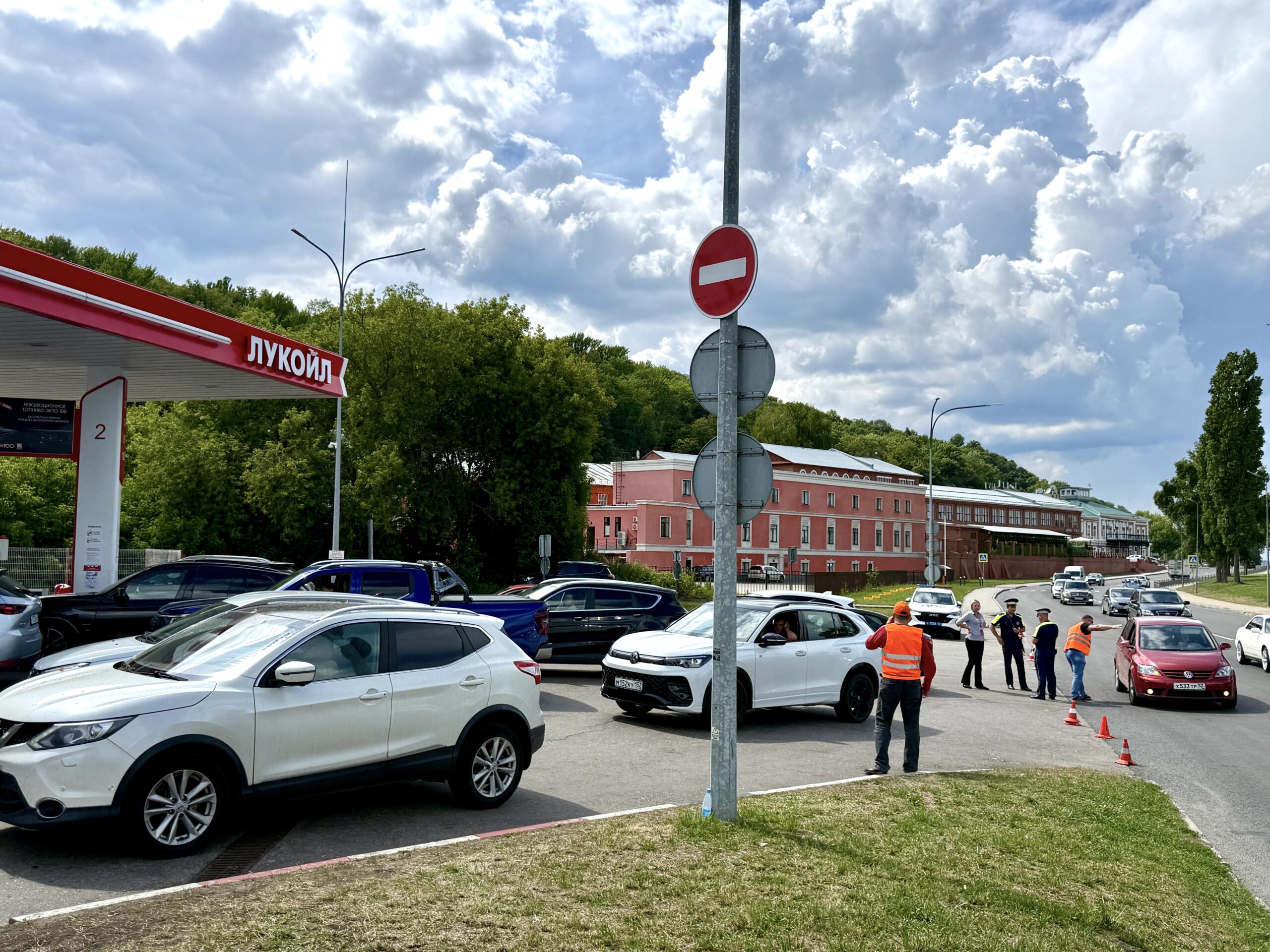Каскадный» паралич: нижегородские власти назвали причины нового бензинового коллапса — govoritnn.ru