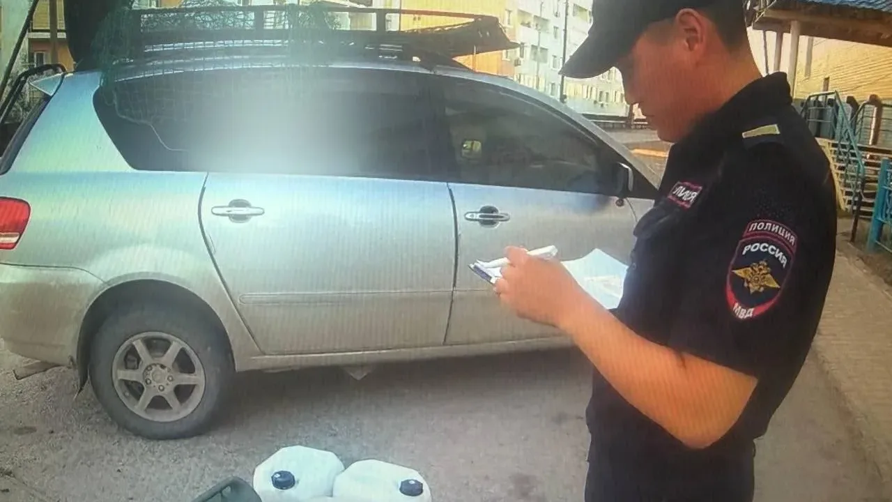Топливный кризис в регионах России: очереди, QR-коды и бензин по 500 рублей — Говорит НеМосква