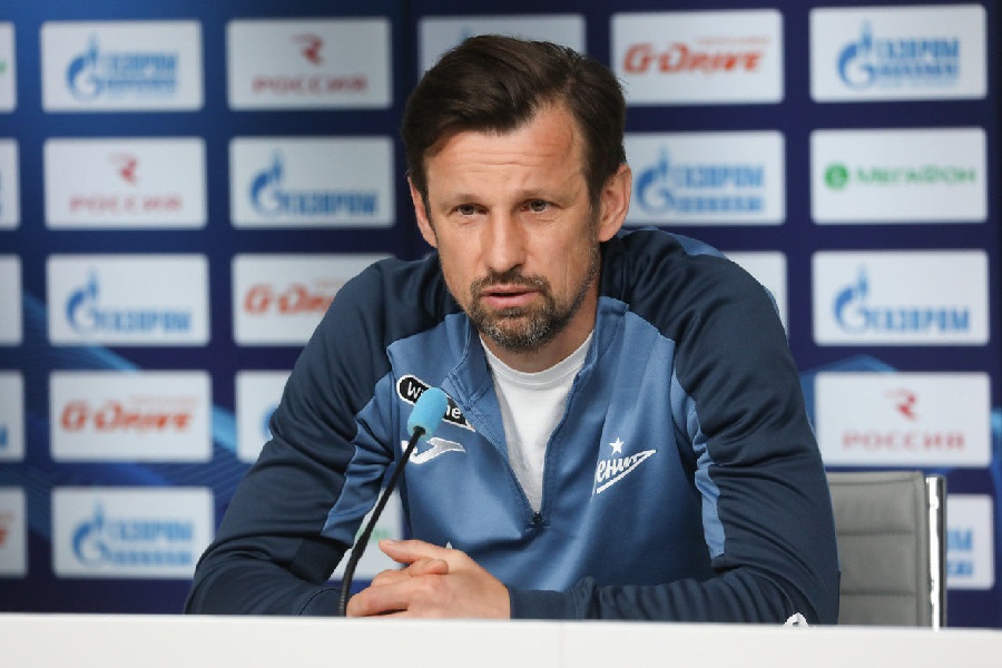 Жена Семака взяла на себя ответственность за проезд на красный свет — Sport.ru