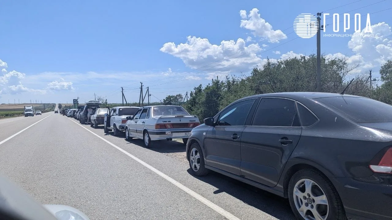 Назвали причины возвращения очередей на АЗС в Краснодарском крае — Новости Краснодара - Город