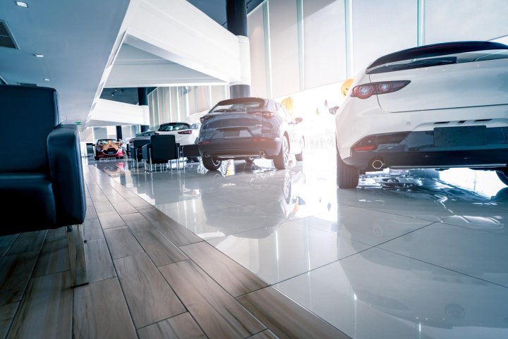 Число автомобильных шоурумов достигло рекордных 4,7 тыс. — New Retail