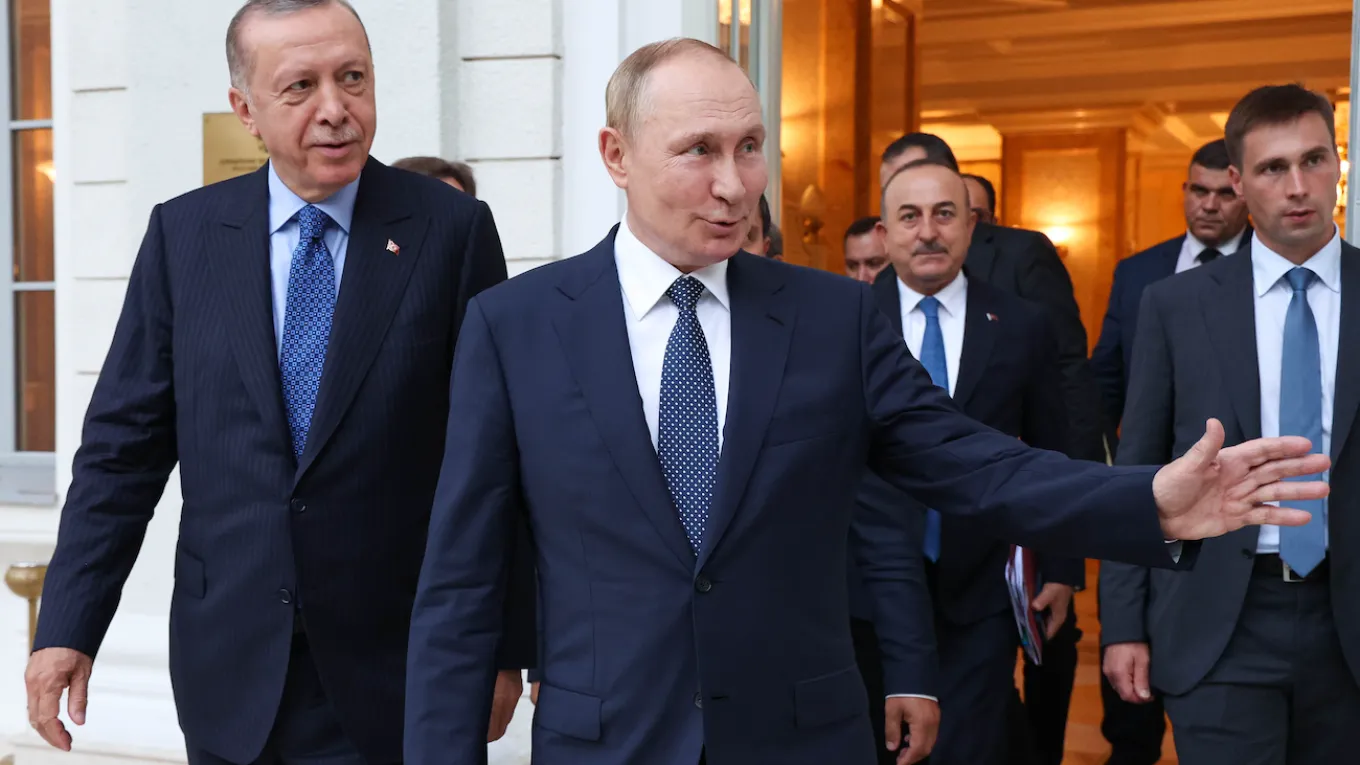 Россия впервые закупила бензин у Турции из-за дефицита топлива — UA.NEWS