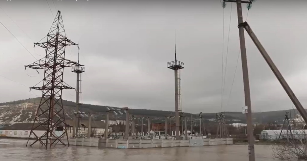 После атаки БПЛА в Крыму снова обесточена часть населенных пунктов — Крым.Реалии