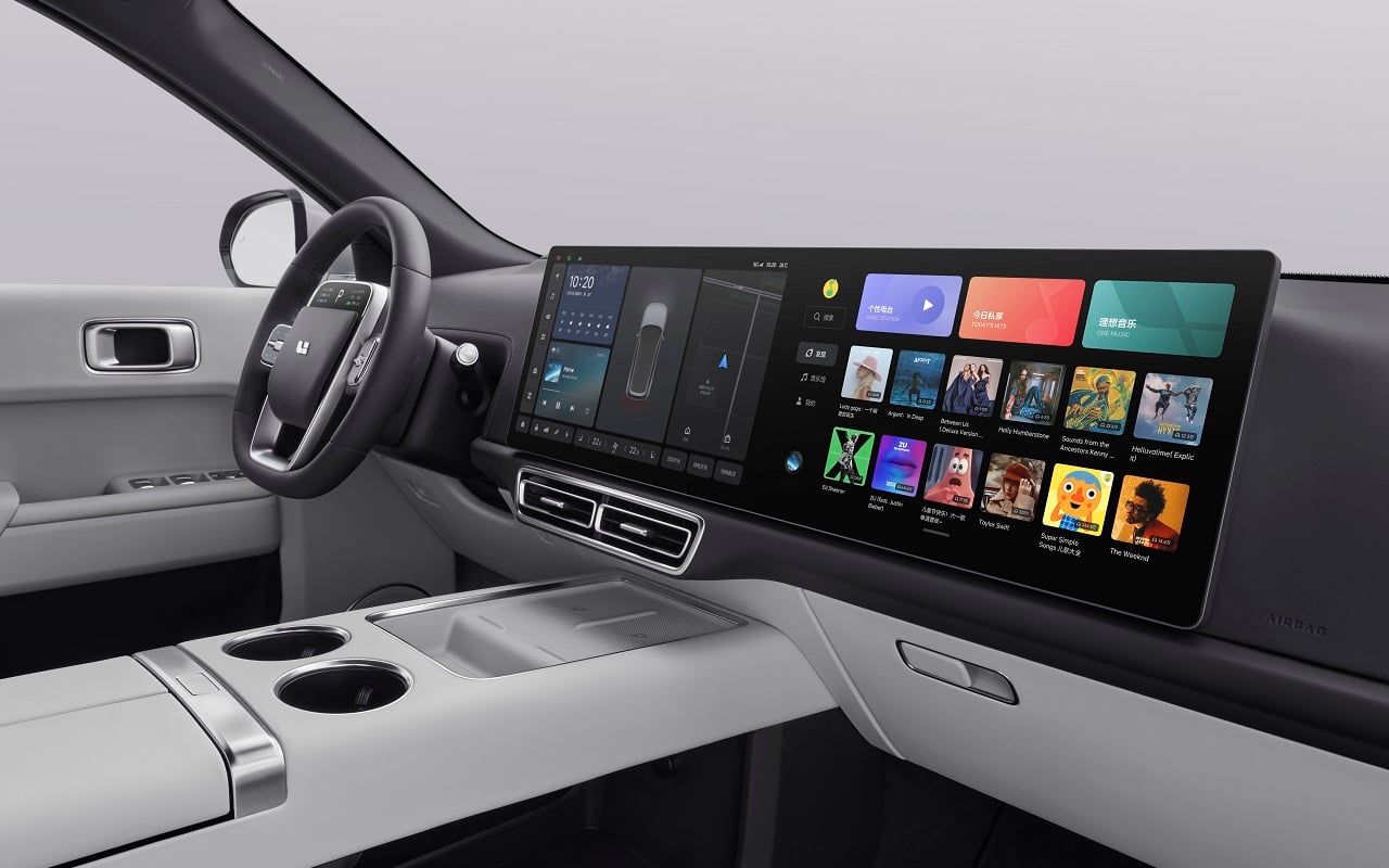 Li Auto назвала цены кроссовера Lixiang L8 в России — За рулем
