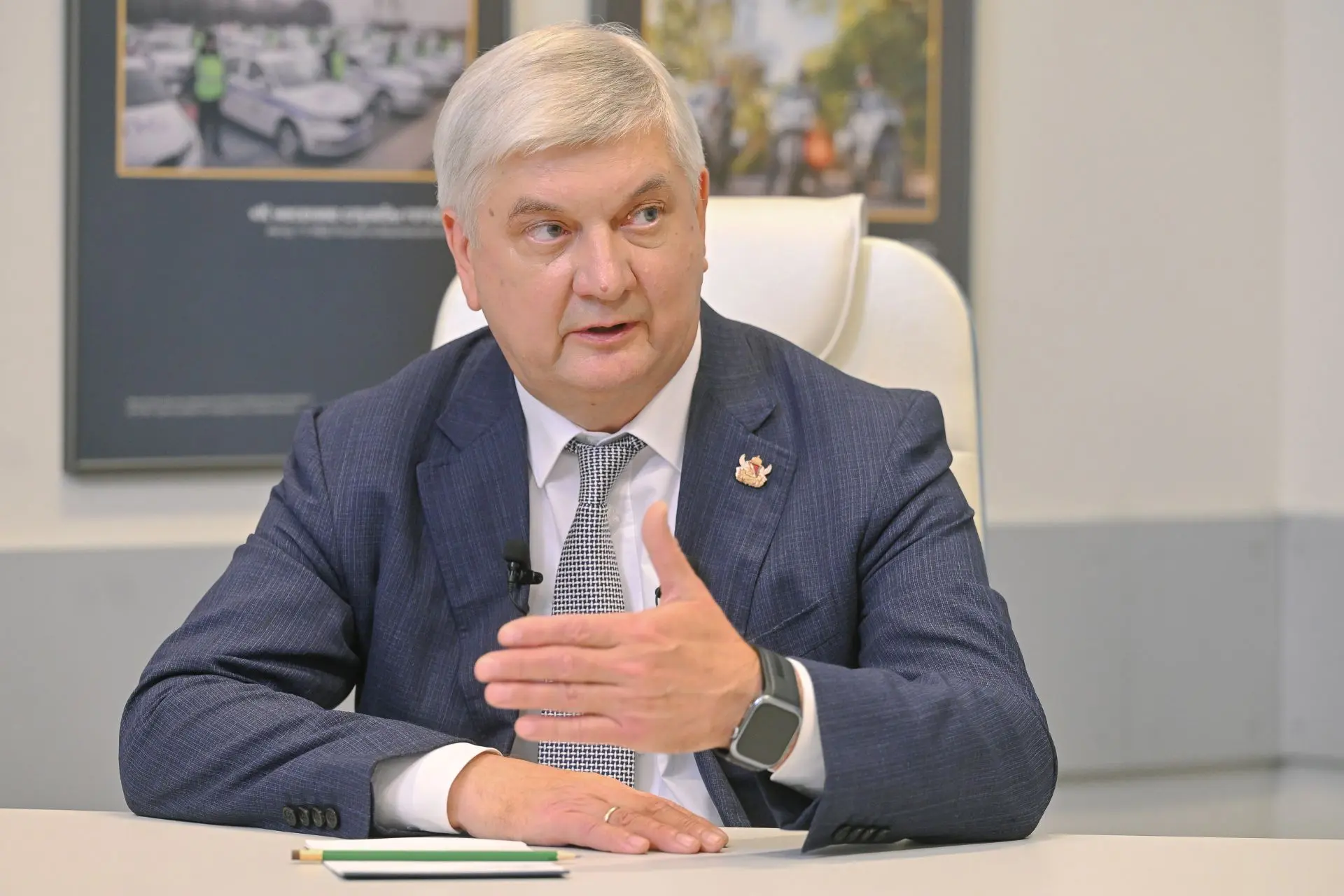 Передвигающийся на гибриде воронежский губернатор назвал стандарт топлива Евро-5 «маркетинговой погремушкой — ploschadnews.ru
