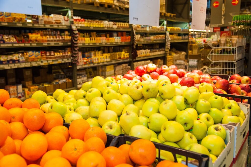 Волгоградцев проинформировали о некотором снижении цен на продукты и услуги — Волгоградская Правда