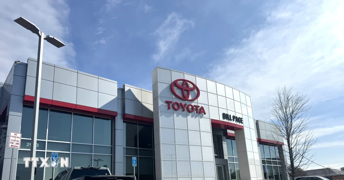 Компания Toyota отзывает 655 000 автомобилей Camry по всему миру из-за дефекта экрана. — Vietnam.vn