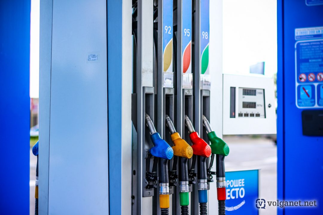 В Краснодарском крае новая волна топливного ажиотажа: закрыты 120 АЗС — volganet.net